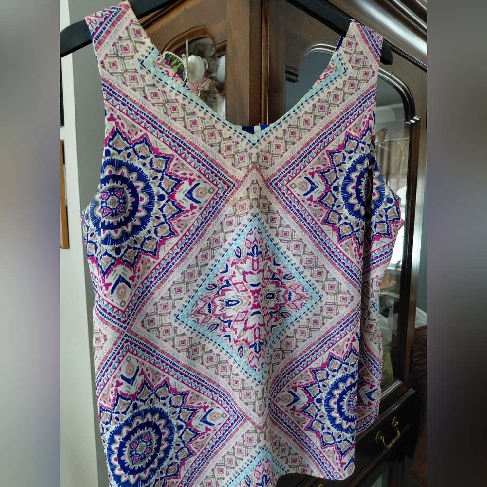 Chicos Reversable Geometric Patterned Sleeveless … - image 1